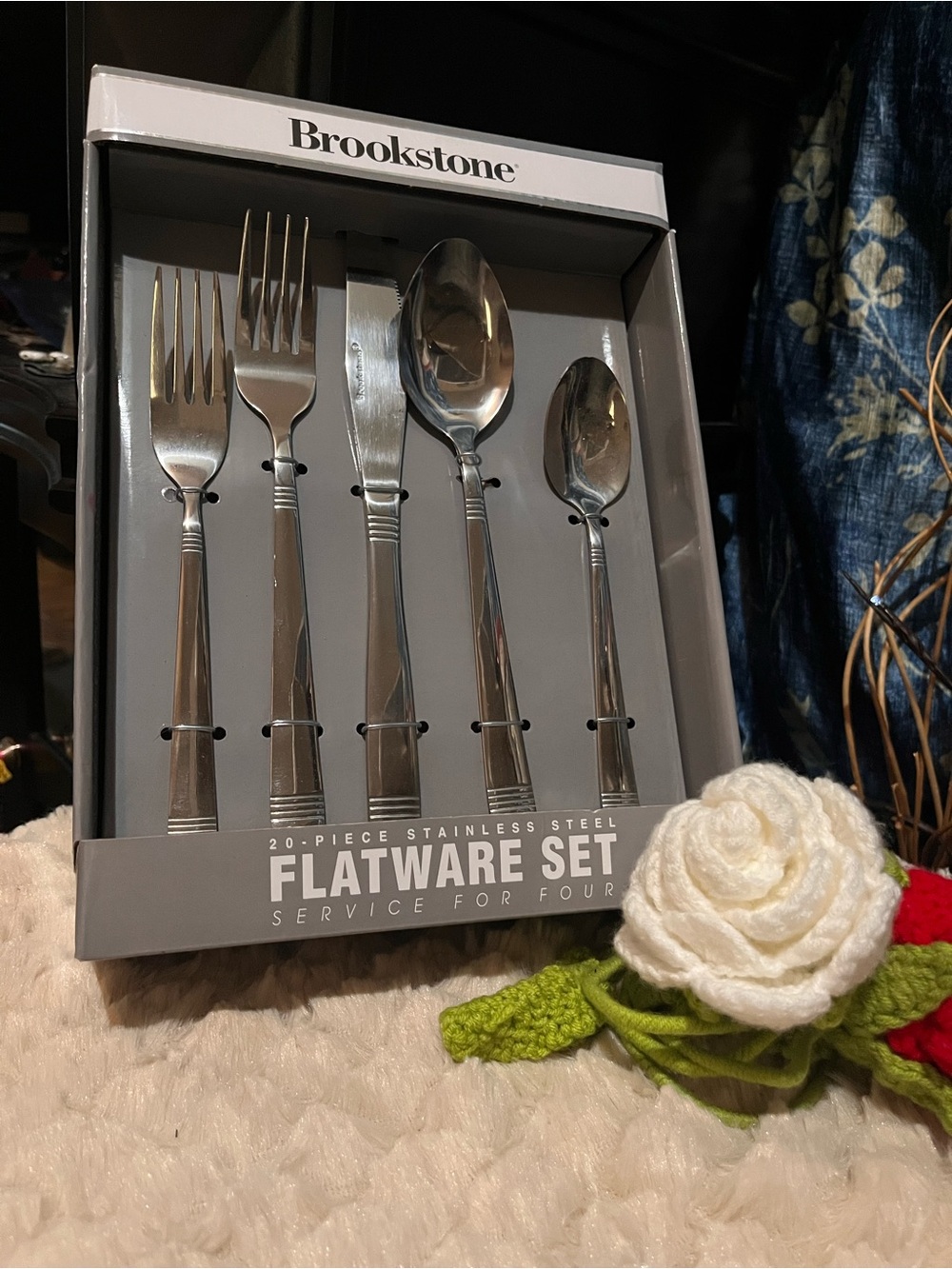 nwt Brookstone Silver Stainless Steel 20-Piece Flatware Set